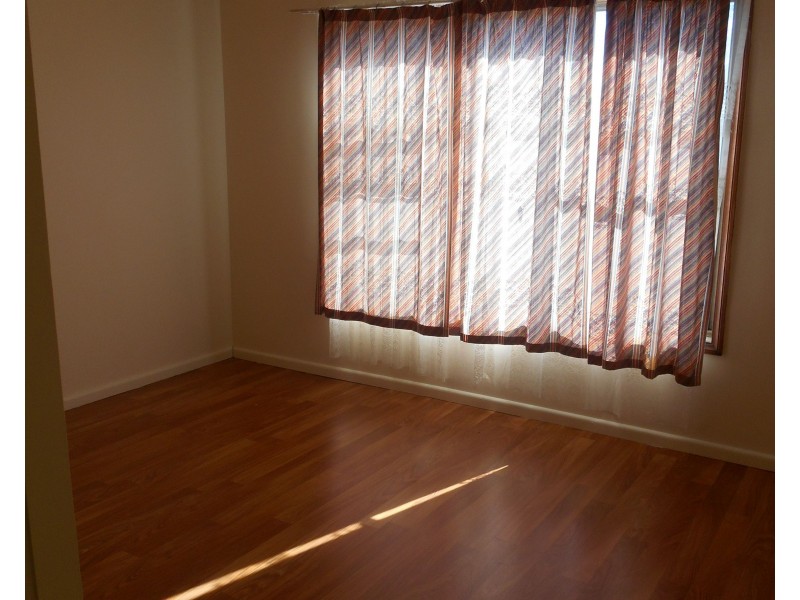 9 Cambridge Street, Umina Beach NSW 2257