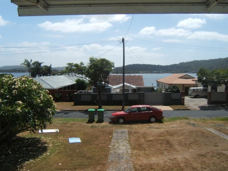 8 Cedar Crescent, Blackwall NSW 2256