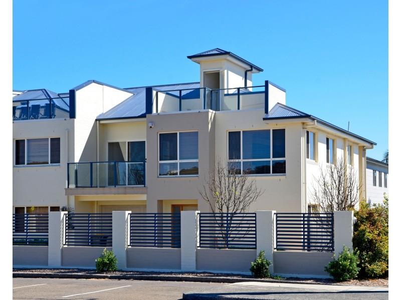 3/70 Sydney Avenue, Umina Beach NSW 2257