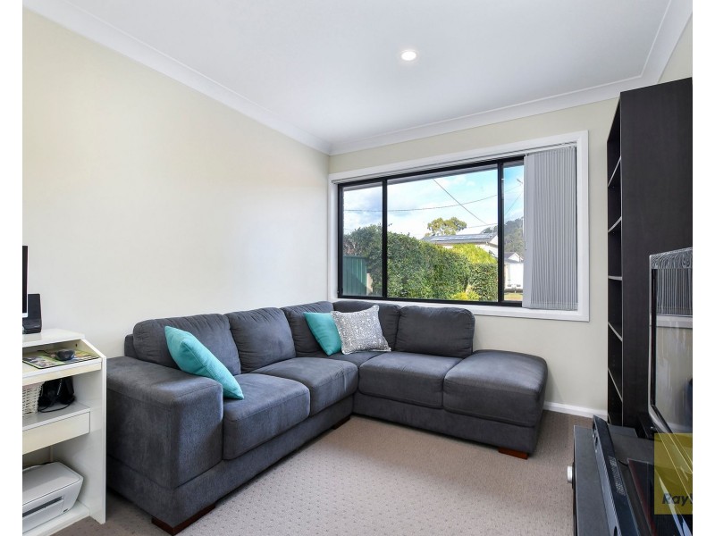 8 Karingal Close, Woy Woy NSW 2256