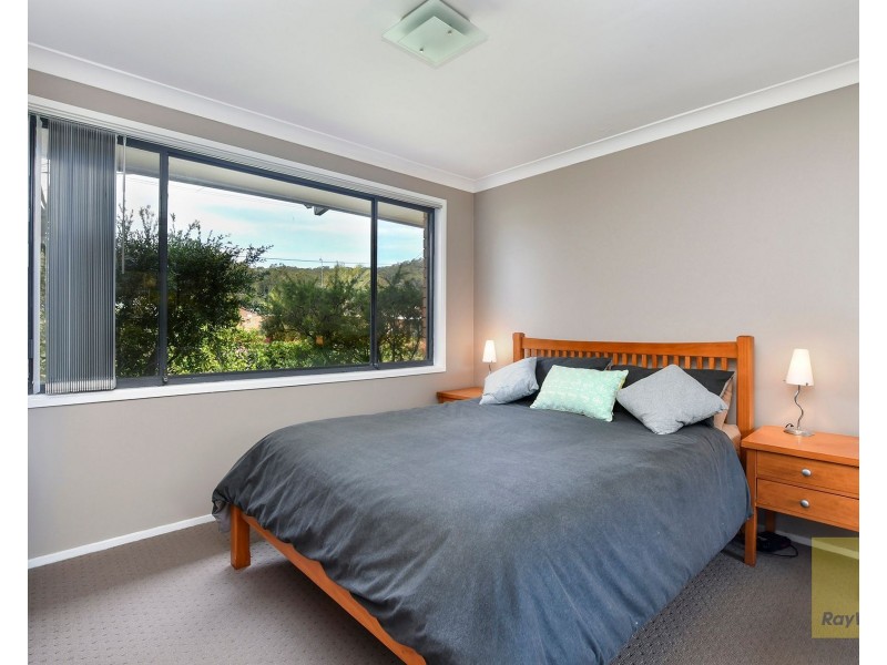 8 Karingal Close, Woy Woy NSW 2256