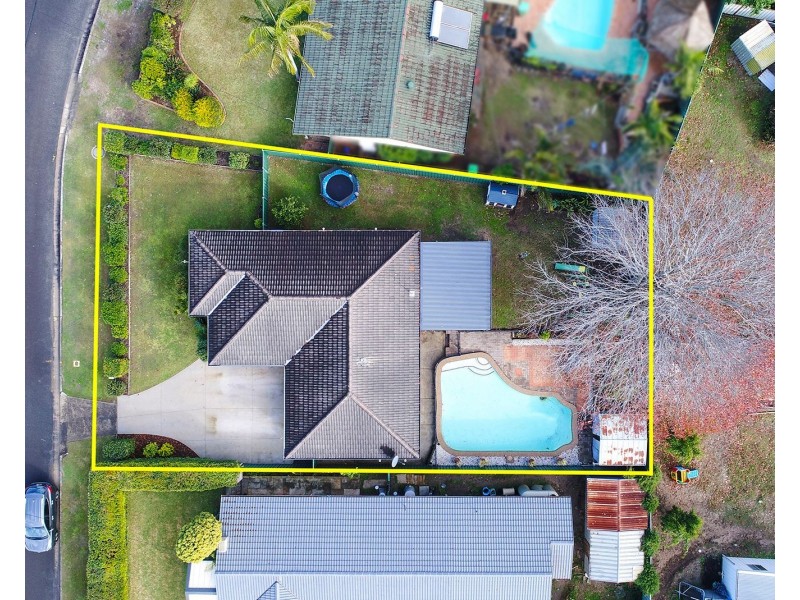 8 Karingal Close, Woy Woy NSW 2256
