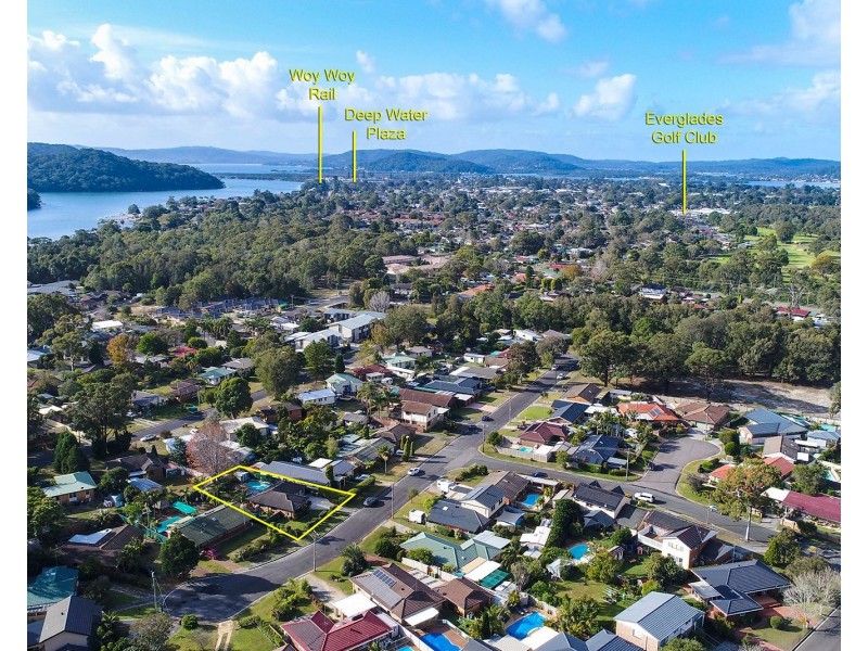 8 Karingal Close, Woy Woy NSW 2256