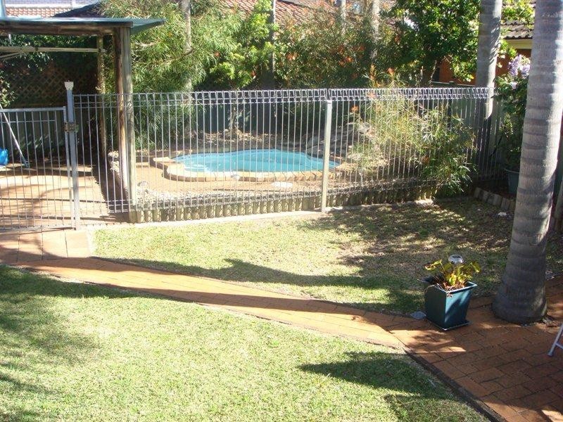 16 Veron/Rosewood Corner, Umina Beach NSW 2257