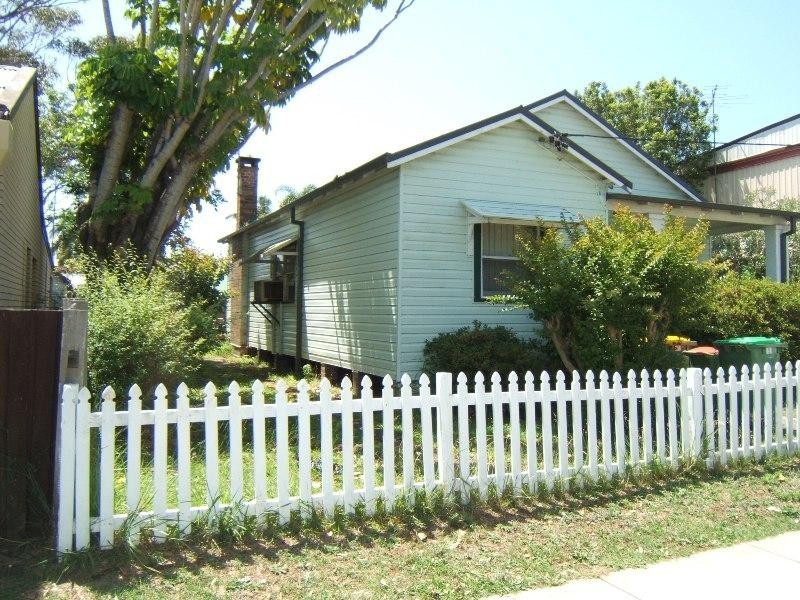 49 Broken Bay Road, Ettalong Beach NSW 2257