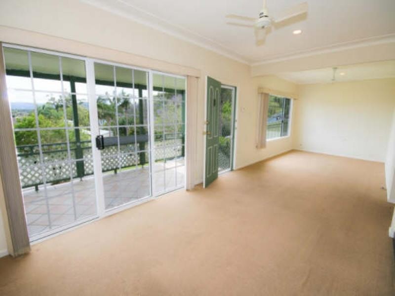 6 EMPIRE BAY Drive, Daleys Point NSW 2257