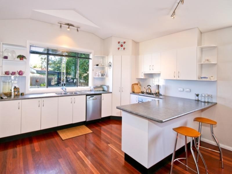 13 Hobart Avenue, Umina Beach NSW 2257