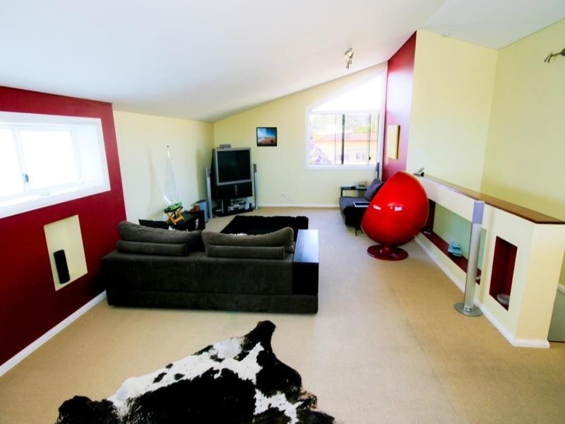 13 Hobart Avenue, Umina Beach NSW 2257