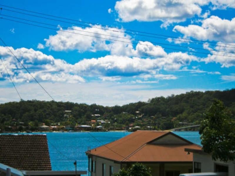 8 Cedar Crescent, Blackwall NSW 2256