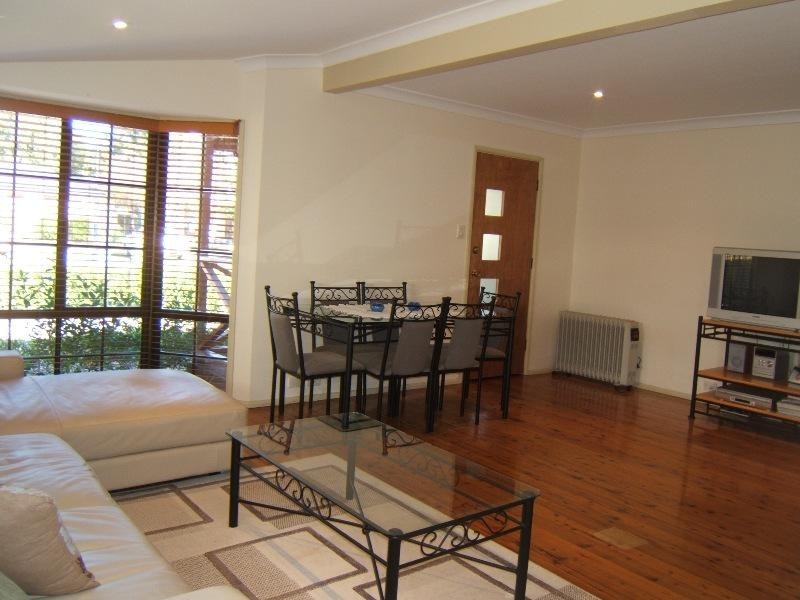 9 Inkerman Avenue, Woy Woy NSW 2256