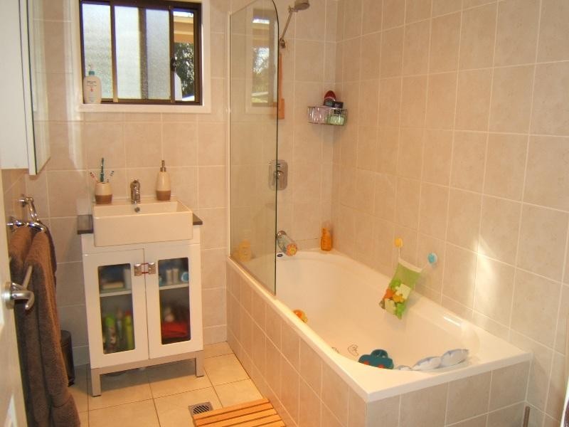 9 Inkerman Avenue, Woy Woy NSW 2256