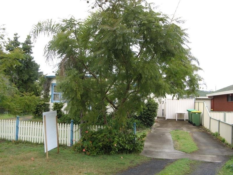 14 Nowack Avenue, Umina Beach NSW 2257