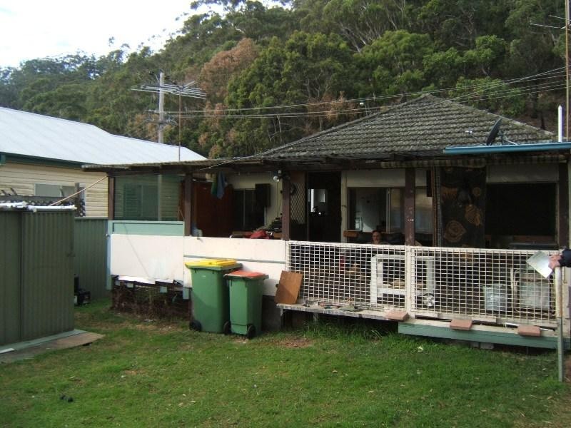 81 Memorial Avenue, Blackwall NSW 2256