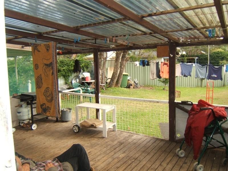 81 Memorial Avenue, Blackwall NSW 2256