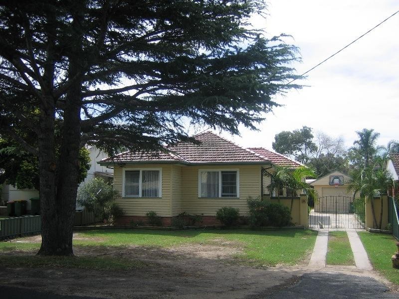 35 Nowack Avenue, Umina Beach NSW 2257