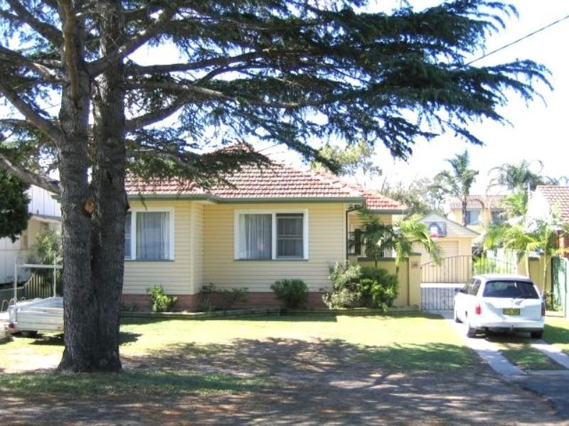 35 Nowack Avenue, Umina Beach NSW 2257