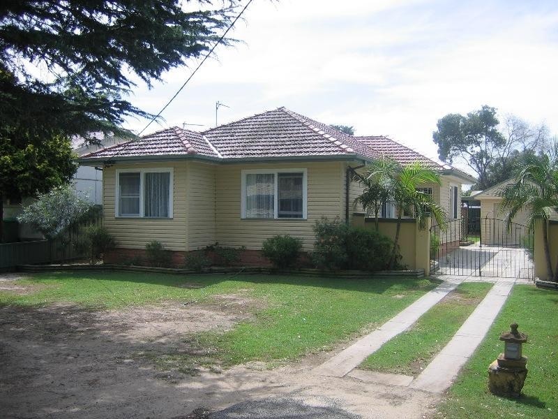 35 Nowack Avenue, Umina Beach NSW 2257