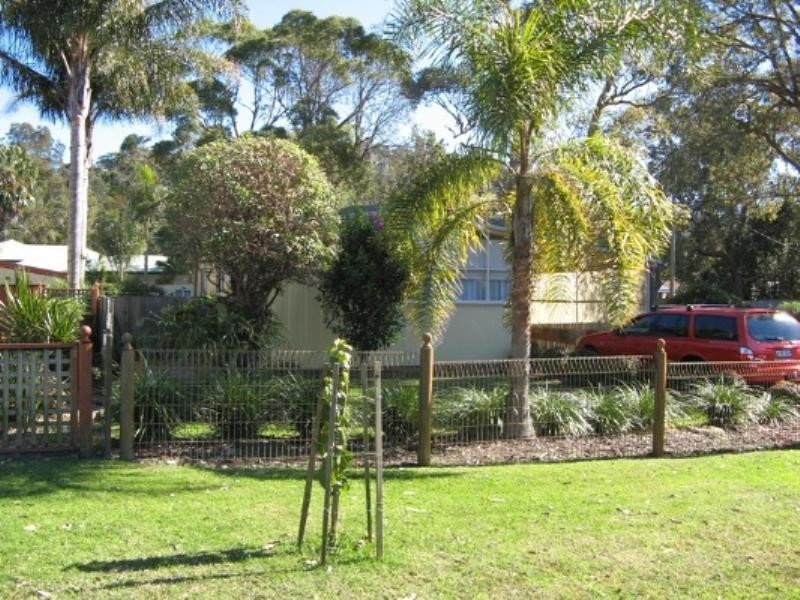 1 Elanora Road, Umina Beach NSW 2257