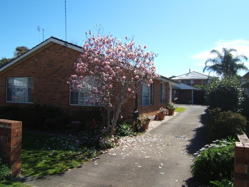 2/11 McEvoy Avenue, Umina Beach NSW 2257