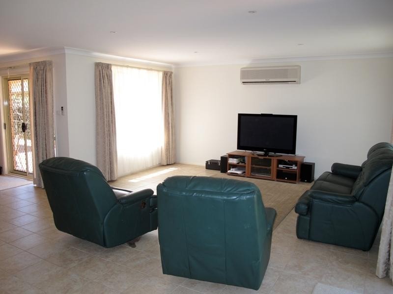 30 McEvoy Avenue, Umina Beach NSW 2257