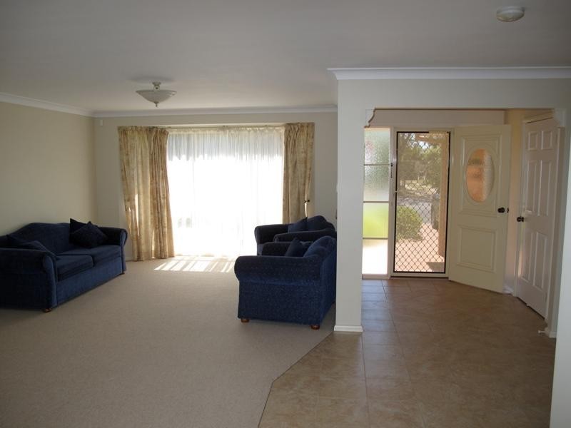 30 McEvoy Avenue, Umina Beach NSW 2257