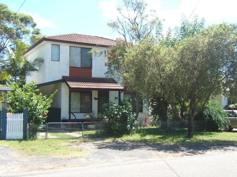 61 Australia Avenue, Umina Beach NSW 2257