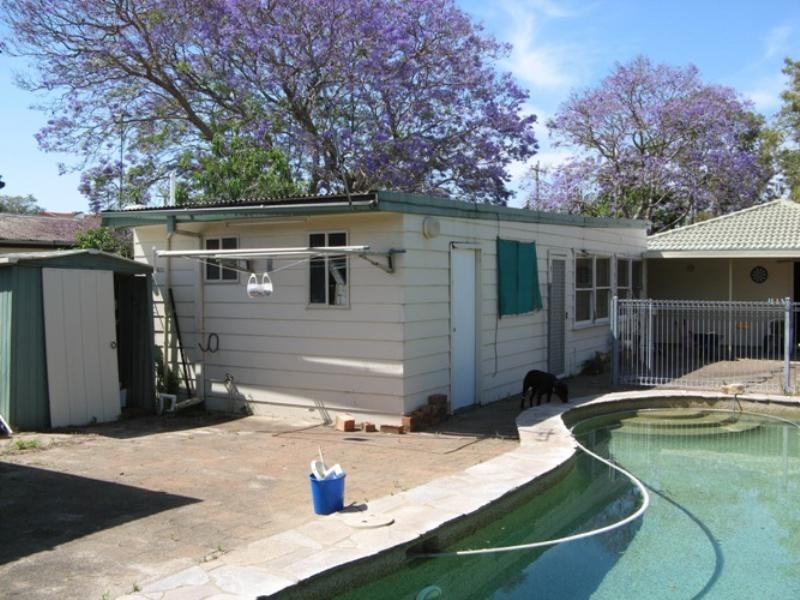 95 McEvoy Avenue, Umina Beach NSW 2257