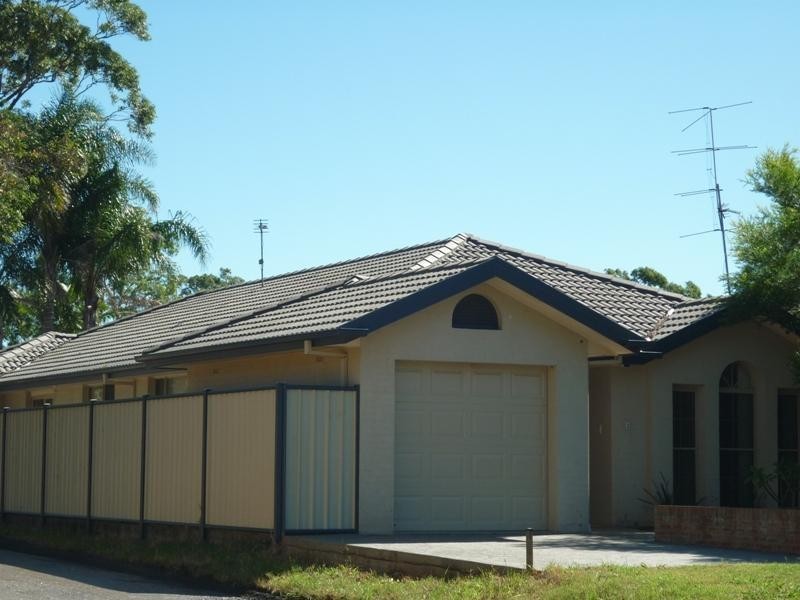 2 Korina Avenue, Umina Beach NSW 2257