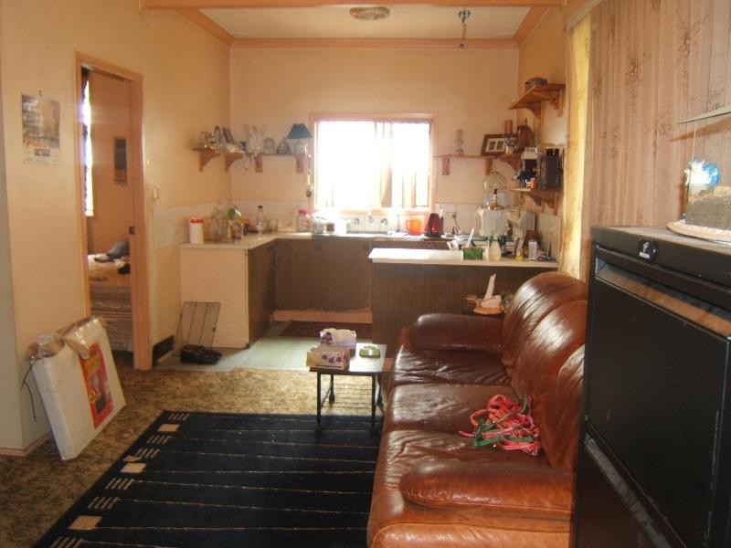 32 Wentworth Avenue, Woy Woy NSW 2256