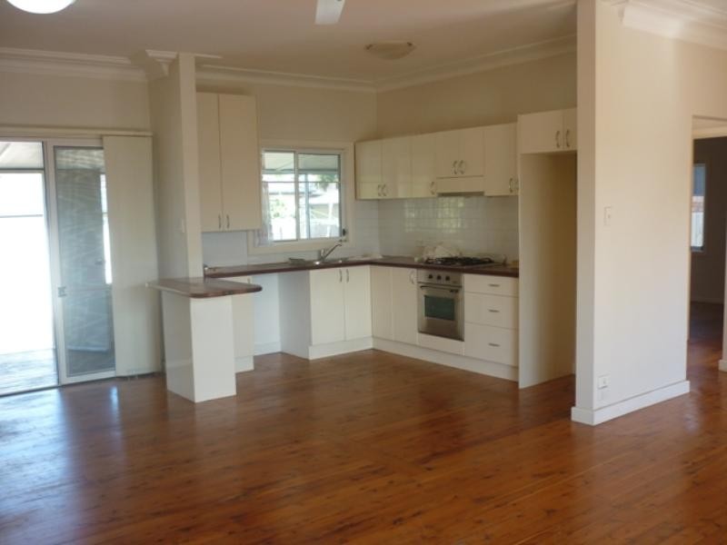 36 Gwendolen, Umina Beach NSW 2257