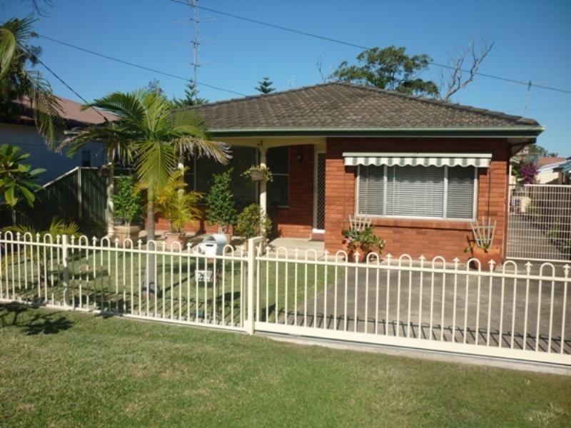 22 Nelson Street, Umina Beach NSW 2257