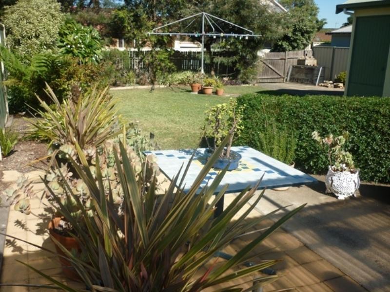 22 Nelson Street, Umina Beach NSW 2257