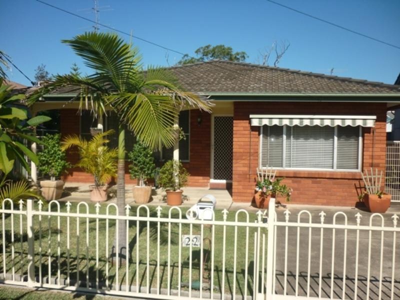22 Nelson Street, Umina Beach NSW 2257
