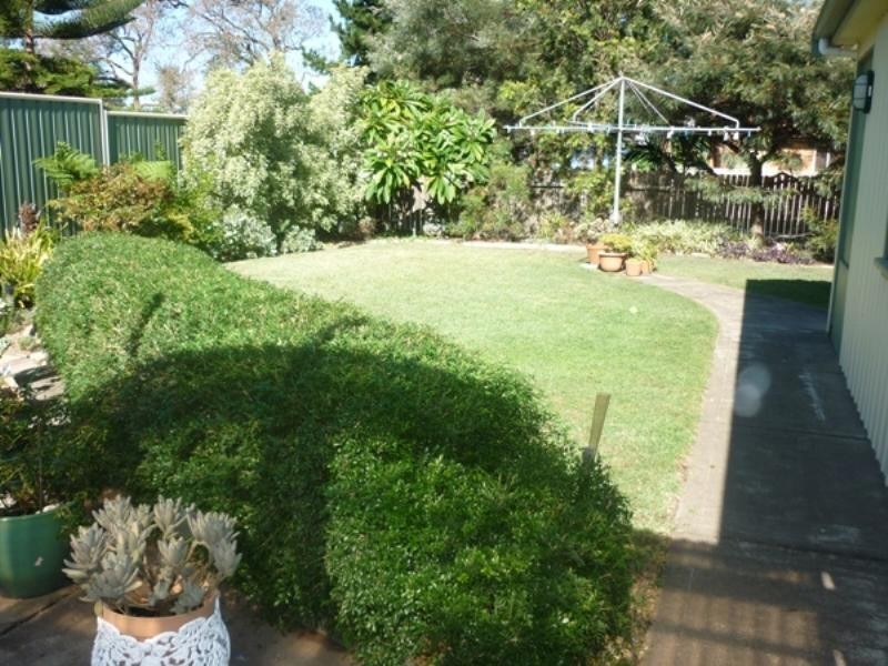 22 Nelson Street, Umina Beach NSW 2257