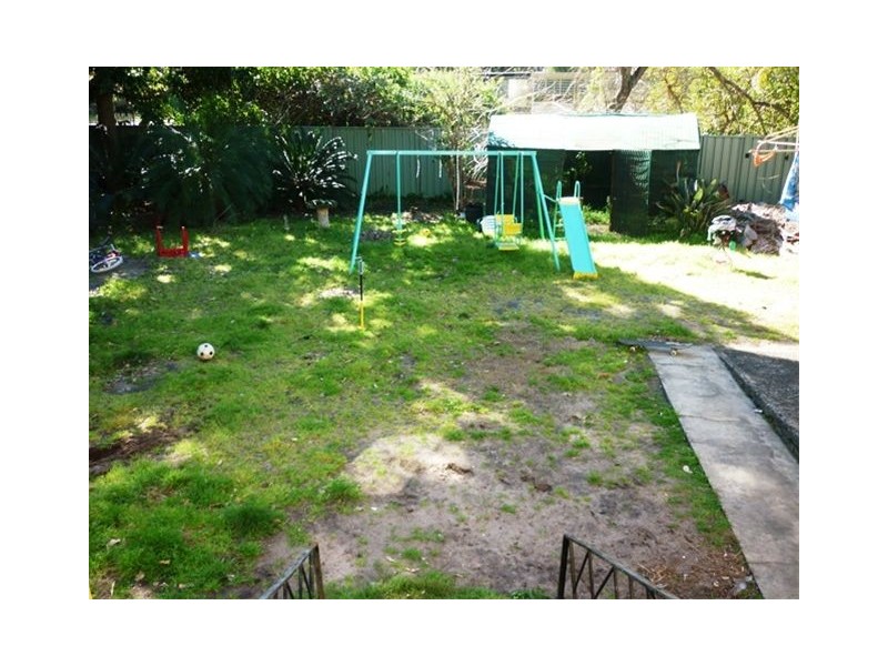 15 Karloo Road, Umina Beach NSW 2257