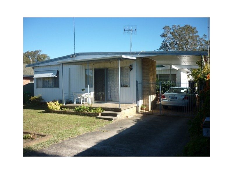 33 Honeysuckle, Umina Beach NSW 2257