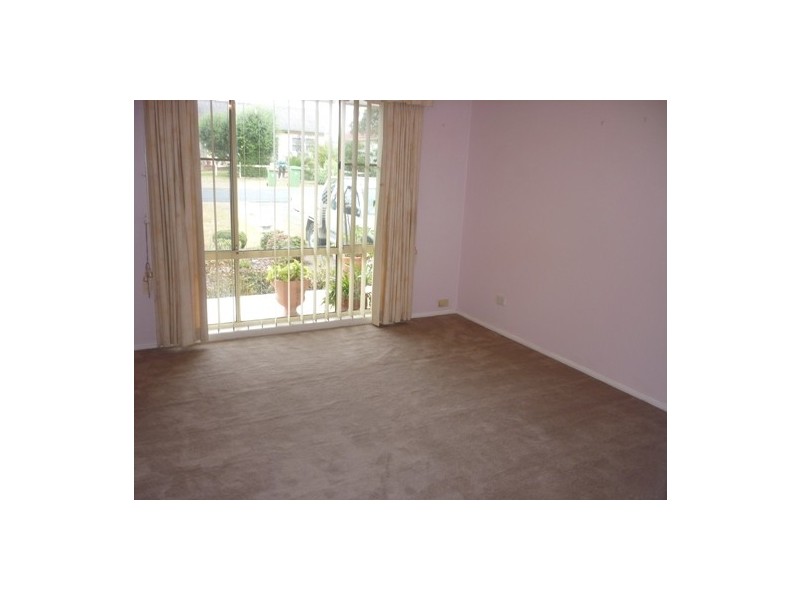 7 Cambridge Street, Umina Beach NSW 2257