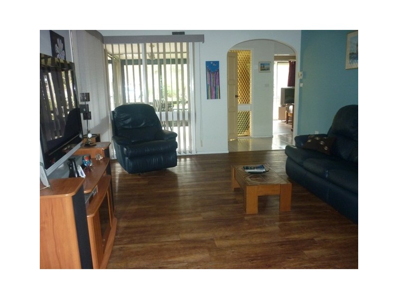 28 Everglades Crescent, Woy Woy NSW 2256