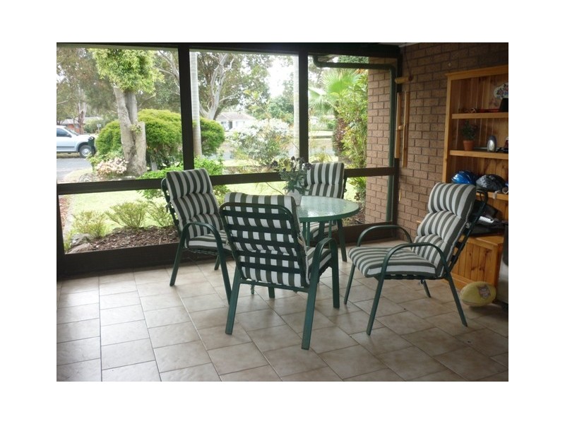 28 Everglades Crescent, Woy Woy NSW 2256