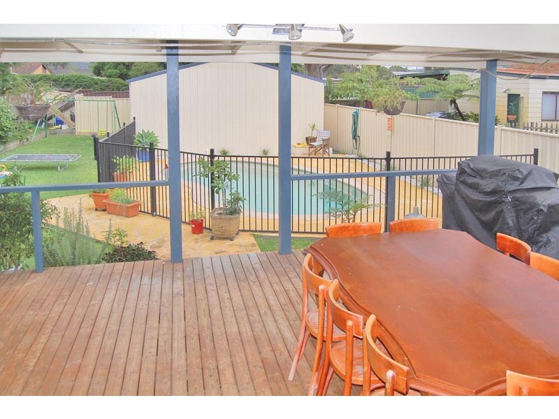 Blackwall NSW 2256