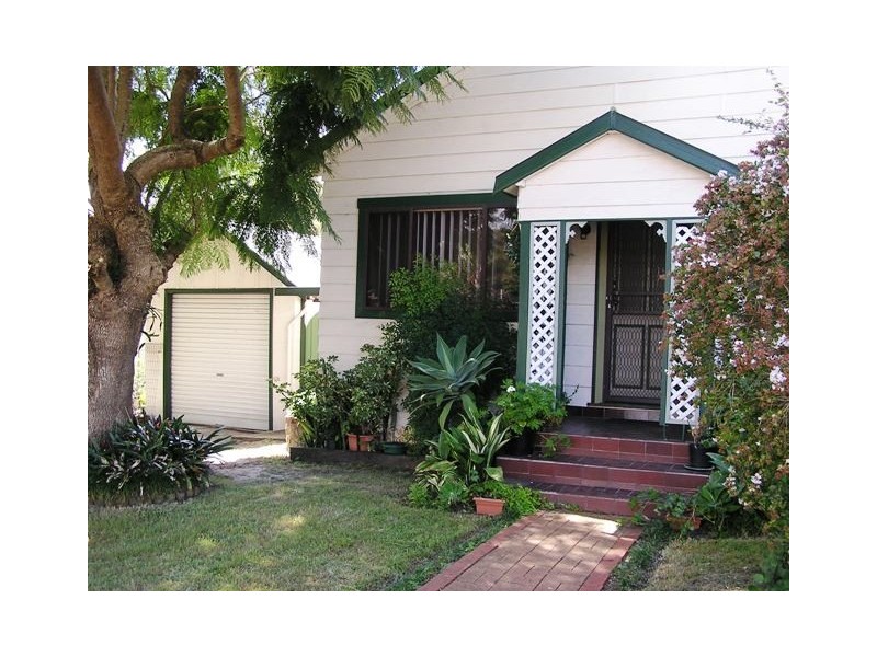 242 Ocean Beach Road, Umina Beach NSW 2257