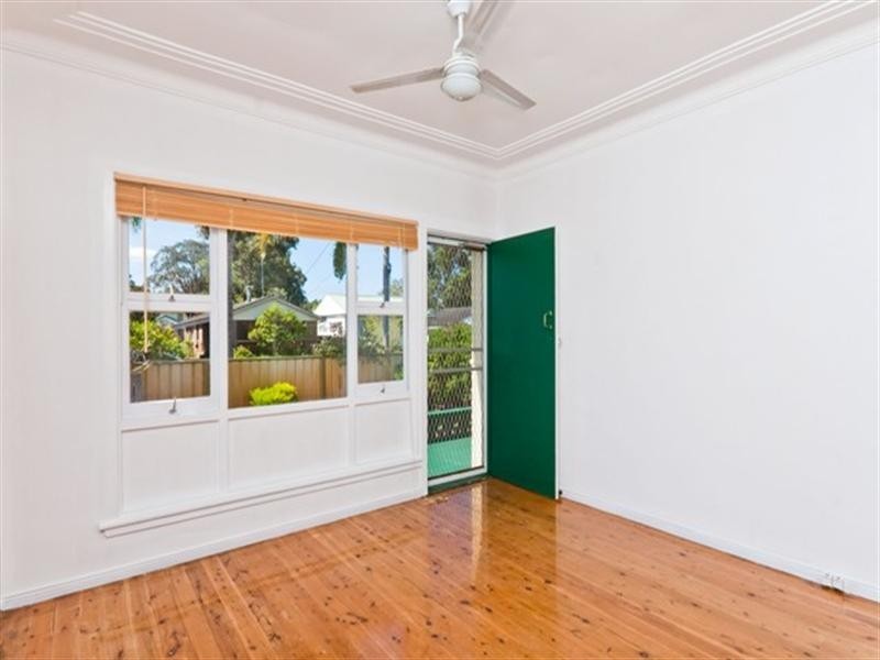 82 Dunalban Avenue, Woy Woy NSW 2256