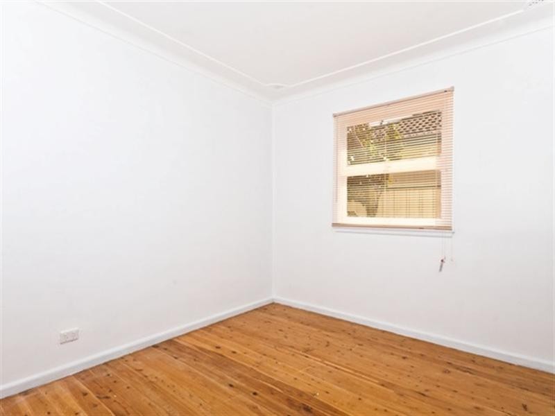 82 Dunalban Avenue, Woy Woy NSW 2256