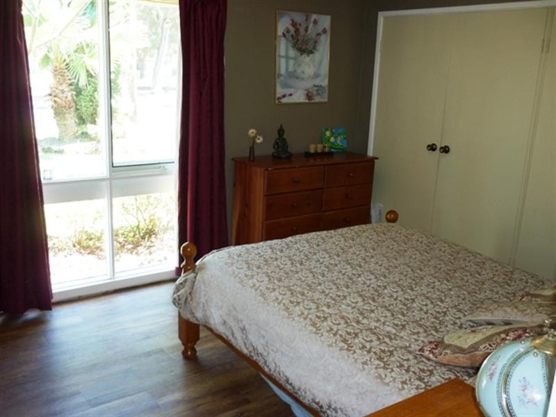 28 Everglades Crescent, Woy Woy NSW 2256