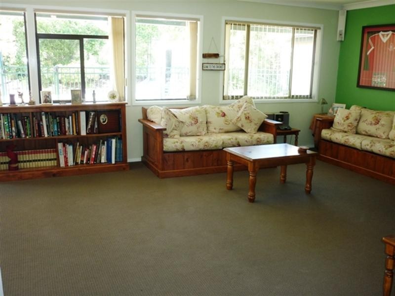 28 Everglades Crescent, Woy Woy NSW 2256