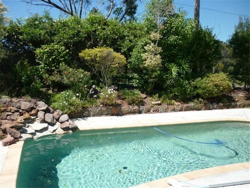 28 Everglades Crescent, Woy Woy NSW 2256