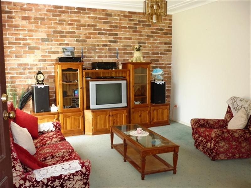 43 Cogra Road, Woy Woy NSW 2256