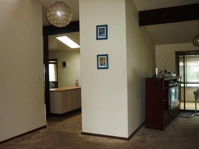 167 North Burge Road, Woy Woy NSW 2256