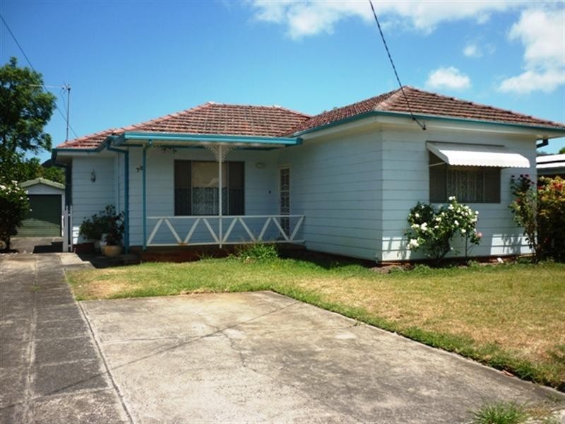 73 Dunban Road, Woy Woy NSW 2256