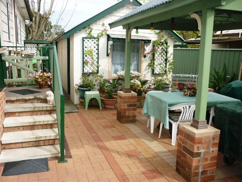 242 Ocean Beach Road, Umina Beach NSW 2257